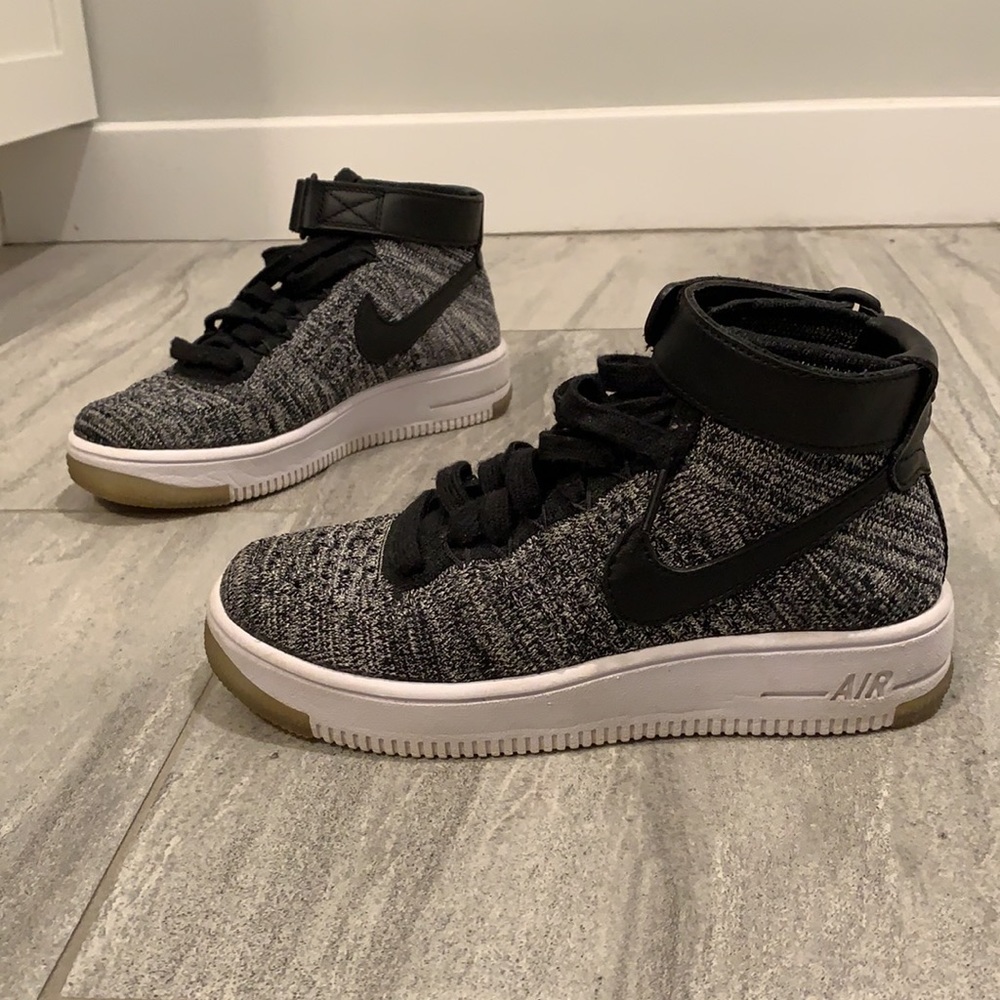 Nike Women's Air Max Black and Grey Knit High-Top Sneakers